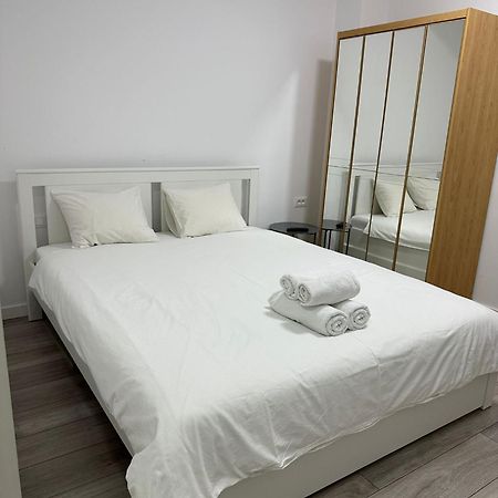 Catedral Apartment Bucharest Exterior photo
