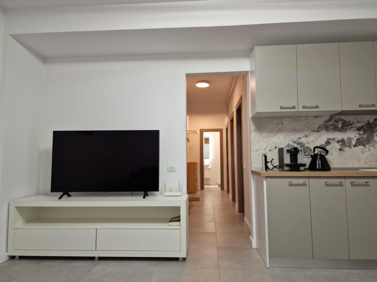 Catedral Apartment Bucharest Exterior photo